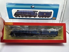 Hornby R3737 OO Gauge Mallard