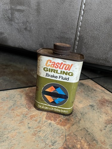 Old castrol oil can - old,