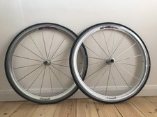 CAMPAGNOLO SHAMAL WHEELSET – 700c – Clincher - 8 speed freehub