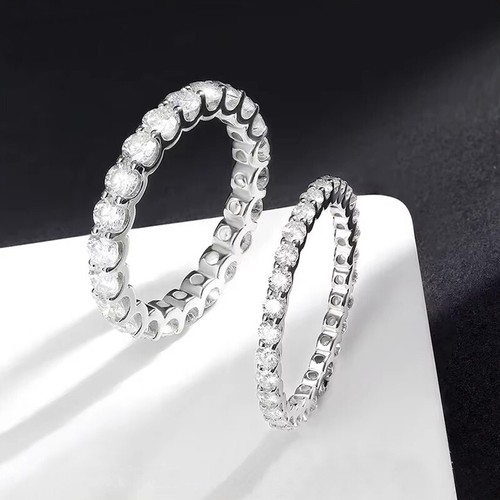 Full round cut moissanite ring - cut,