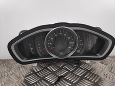 VOLVO V40 525 12-16 SPEEDOMETER 31412877