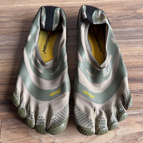 Vibram five fingers barefoot - five,
