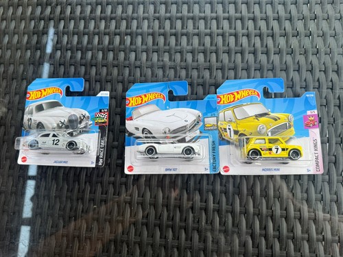 Hot wheels job lot jaguar - hot,