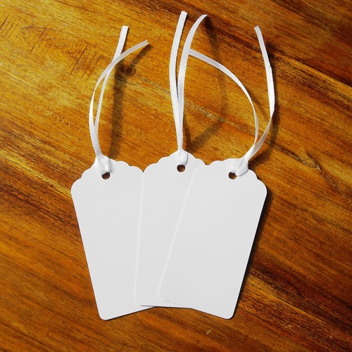 100 white present - 100, gift