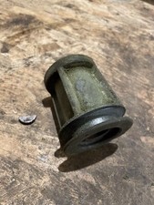 Blade boss & key from a Yamaha YLM 342 petrol lawn mower (159)