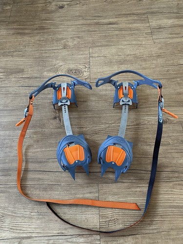Fully manual crampons - manual, ice