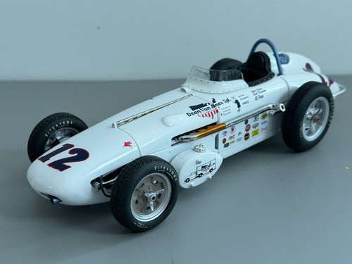 Carousel scale 4410 - 1, 1:18