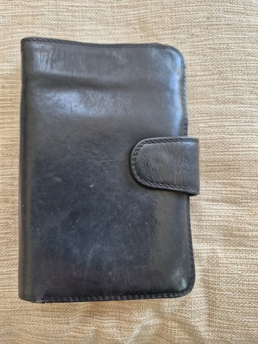 Tula navy soft leather purse - navy,
