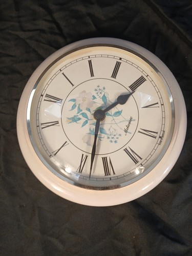Vintage metamec whote - vintage, circular