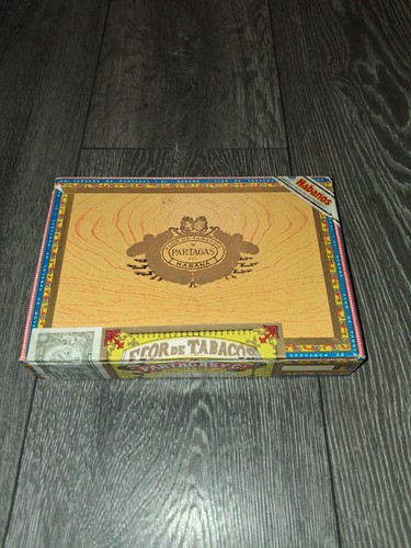 Vintage empty wood cigar box - vintage,