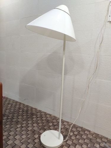 Louis poulsen table lamp type - louis,