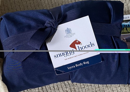 Bnwt snuggy hoods lycra body - snuggy,
