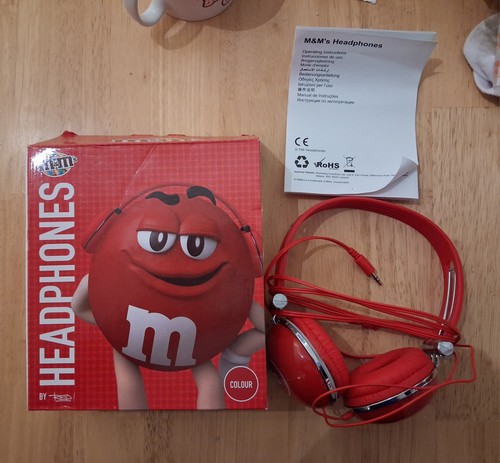 And headphones with box - ms,