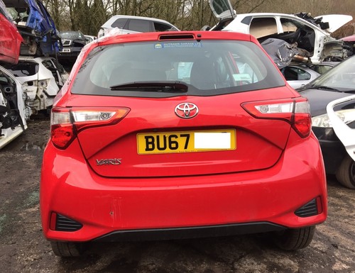 Toyota yaris petrol - yaris,