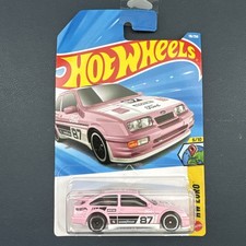 Hot Wheels ‘87 Ford Sierra