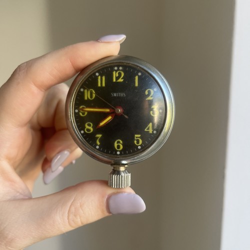 Vintage smiths black dial - vintage,