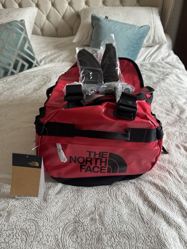 Bnwt the north face - bnwt, camp