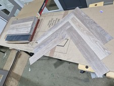 3.34m2 Karndean Knight Tile