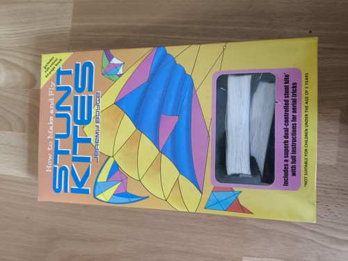 Stunt kite dual - stunt, controlled