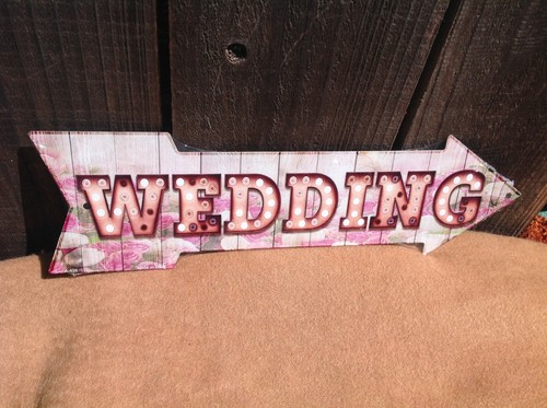 Wedding this way arrow - this, sign