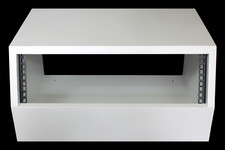 White 3u angled 19" inch wooden rack unit/case/cabinet for studio/DJ/recording