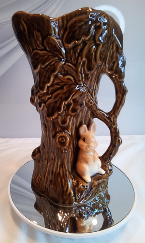 Sylvac pottery large rabbit - sylvac,