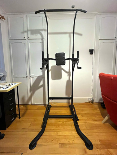 Freestanding pull bar - up, power