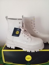 Womens Buffalo Cream Vegan Boot Size 7