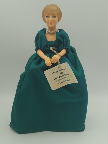 Vintage peggy nisbet - vintage, doll