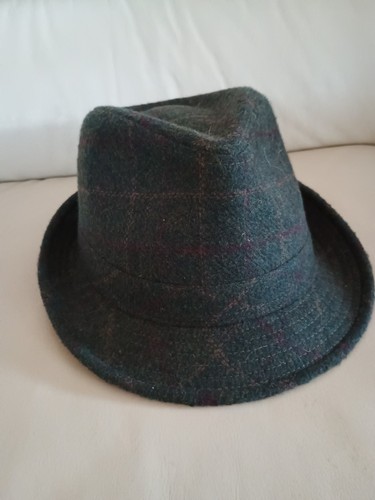 Vintage trilby style hat - style, by