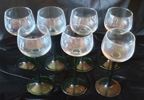 7 x  Vintage Luminarc Green