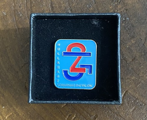 Rare enamel badge - rare, hull