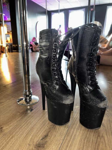 Black pleaser heel boots - black,
