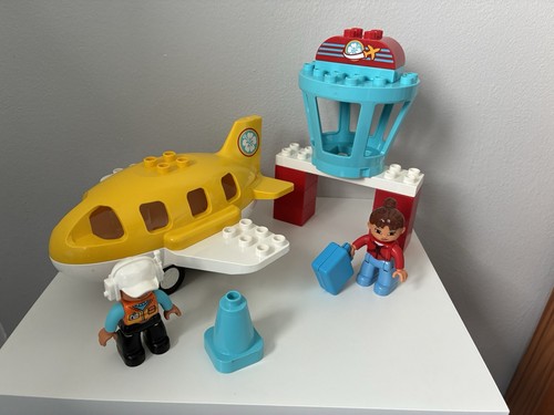Lego duplo aeroplane passenger - duplo,