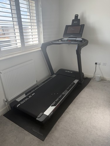 Sole tt8 treadmill latest - tt8, –
