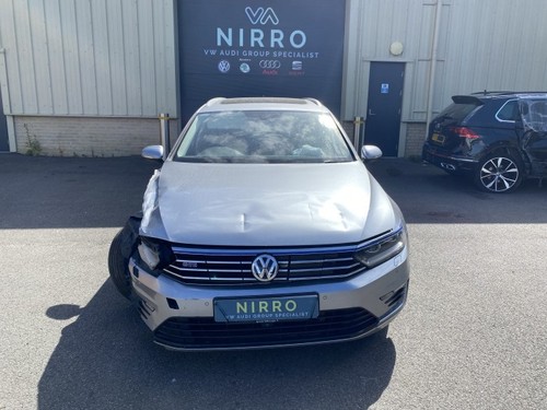 Passat hybrid breaking for - breaking,