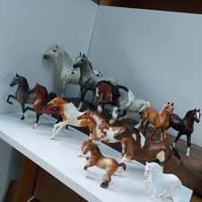 13 x Breyer Model Horse Horses Bundle + Box 
