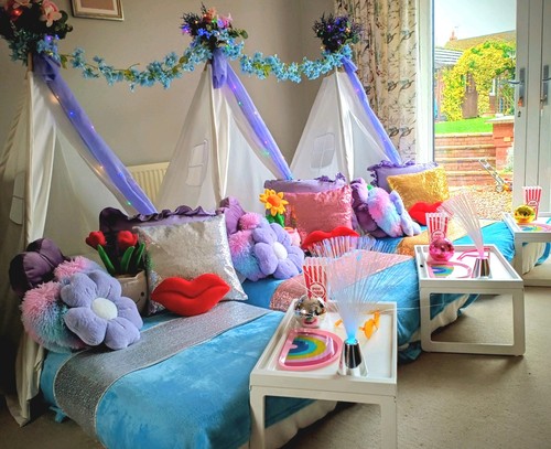 Teepee tent sleepover parties - teepee/tent,