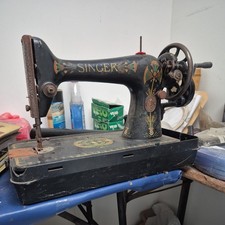 Singer hand crank sewing