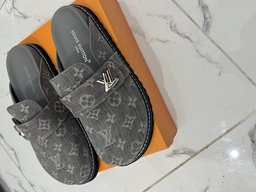 Grey monogram comfort - grey,