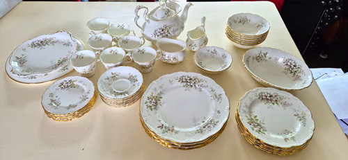 Royal albert haworth - royal,