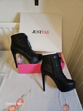 just fab boots size 5.5