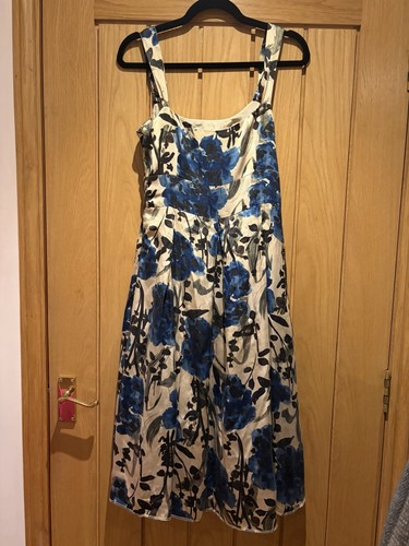 Bennett 100 silk floral - 100%,