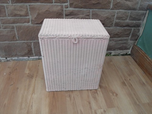 Vintage lloyd loom lusty - ,