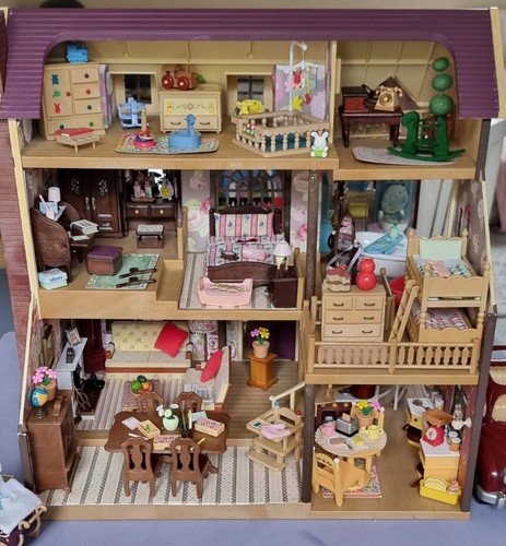 Sylvanian families boxed - families,