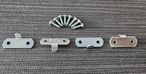 Spur metal shelf locator - 4,