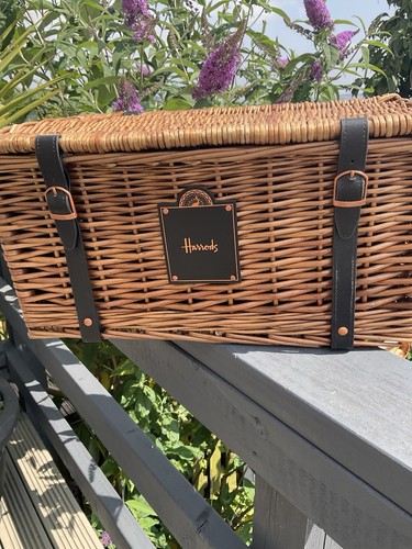 Harrods luxury wicker hamper - harrods,