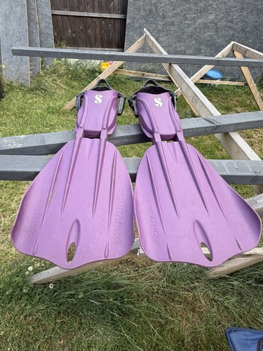 Size medium scubapro seawing - medium,