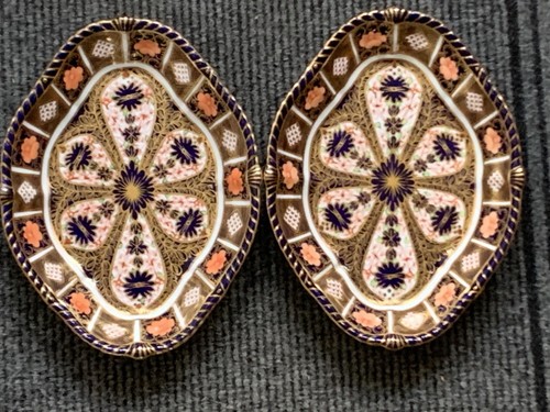 Pair large royal - pair, of