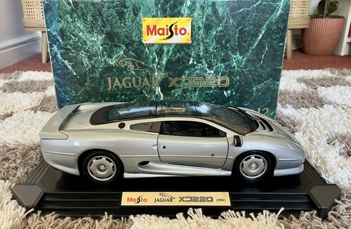 Jaguar xj220 1992 large - xj220,